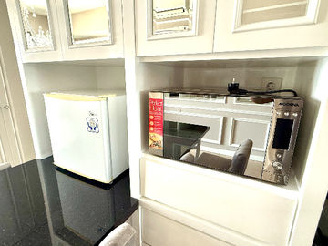 The Peak Apartemen Tunjungan