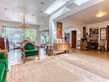 Casa estilo Neoclásico, Ricardo Lyon, Providencia