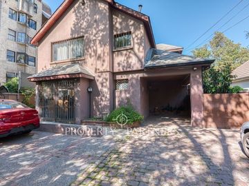 Casa estilo Neoclásico, Ricardo Lyon, Providencia
