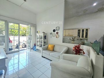 Rumah Mewah Sunter Full Renovasi 2 Lantai 6 KT SHM