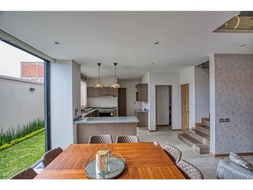 Casa En Venta En Fraccionamiento Cerca De Camino Real