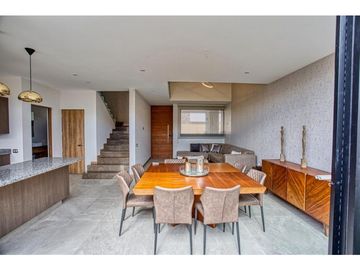 Casa En Venta En Fraccionamiento Cerca De Camino Real