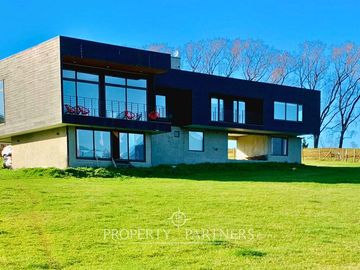 Espectacular casa  en Lago Panguipulli