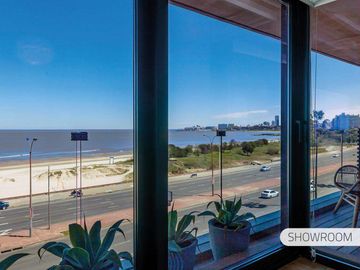 Apartamento 2 dormitorios con 3 terrazas en Rambla O´Higgins, Montevideo