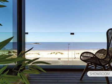 Apartamento 2 dormitorios con 3 terrazas en Rambla O´Higgins, Montevideo