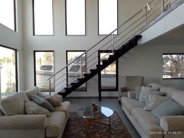 Casa en Venta en Condominio Mantagua