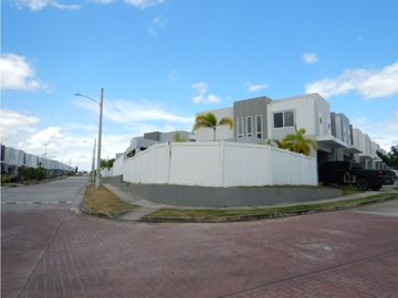 Vendo casa PH AUGUSTA  EN PASEO DEL NORTE BRISAS DE GOLF
