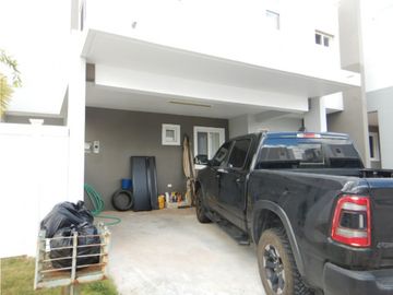 Vendo casa PH AUGUSTA  EN PASEO DEL NORTE BRISAS DE GOLF