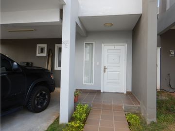 Vendo casa PH AUGUSTA  EN PASEO DEL NORTE BRISAS DE GOLF