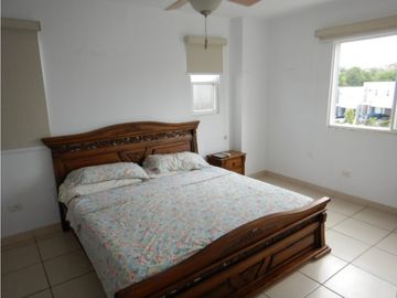 Vendo casa PH AUGUSTA  EN PASEO DEL NORTE BRISAS DE GOLF