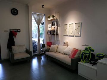 Dijual Rumah di Casa Jardin Full Furnish Lux 3 lantai Anthurium Daan mogot