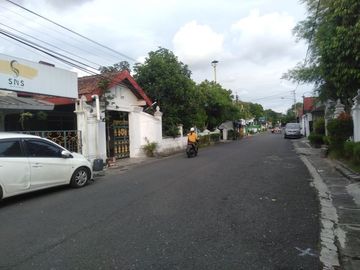 Rumah Murah Strategis Pinggir Jalan Utama Alun - Alun Kidul Jogja