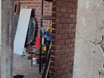Casa 3 pisos Área:200m2 $240,000 SMP