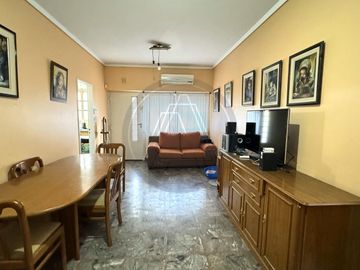 PH Casa de 5 ambientes con terraza a la venta - Mataderos APTO CRÉDITO