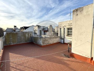 PH Casa de 5 ambientes con terraza a la venta - Mataderos APTO CRÉDITO