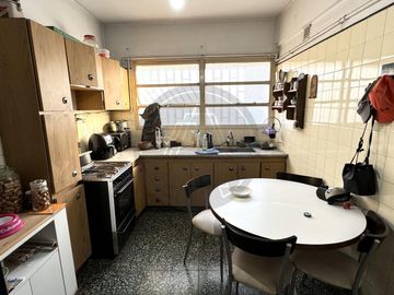 PH Casa de 5 ambientes con terraza a la venta - Mataderos APTO CRÉDITO