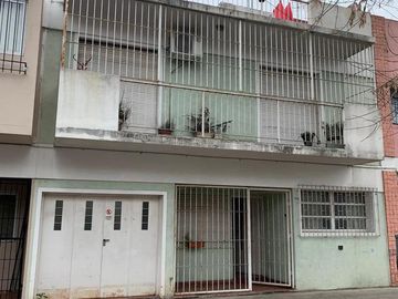 PH Casa de 5 ambientes con terraza a la venta - Mataderos APTO CRÉDITO