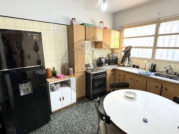 PH Casa de 5 ambientes con terraza a la venta - Mataderos APTO CRÉDITO