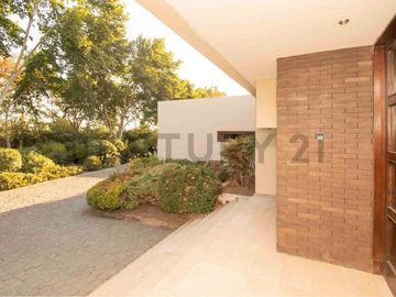 Precio Rebajado Casa en Venta Las Brisas de Chicureo