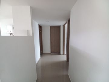 apartamento en venta en conjunto residencial portobello  piso 8. Cod V13281
