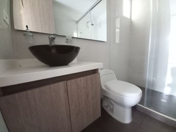 apartamento en venta en conjunto residencial portobello  piso 8. Cod V13281