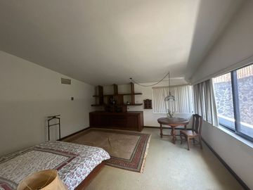 CASA EN VENTA EN FRACCIONAMIENTO CLUB DE GOLF HACIENDA SAN GASPAR EN JIUTEPEC.