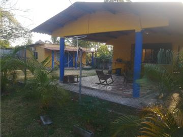 VENTA DE CASA EN CHAME LAS LAJAS