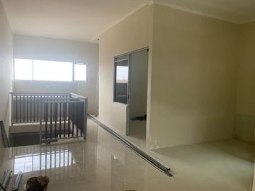 Rumah nyaman di Ujung Berung Dekat Cisaranten dan Arcamanik