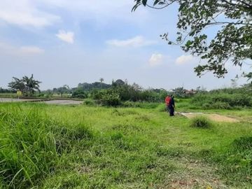 Tanah Murah Lokasi Strategis di pinggir Jl. Raya Tapos, Depok