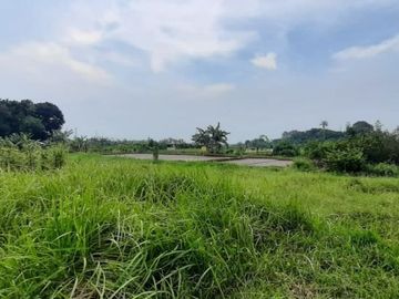 Tanah Murah Lokasi Strategis di pinggir Jl. Raya Tapos, Depok