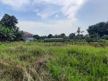 Tanah Murah Lokasi Strategis di pinggir Jl. Raya Tapos, Depok