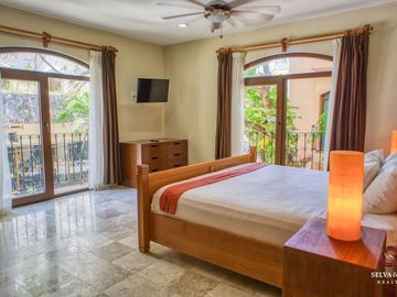 Departamento con rooftop privado, tipo duplex, a 190 metros de la playa.