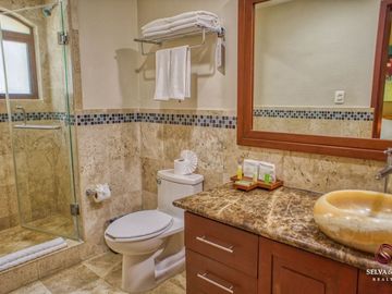 Departamento con rooftop privado, tipo duplex, a 190 metros de la playa.
