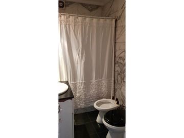 VENTA 4 AMBIENTES CON DEP ,BALCON .AV PUEYRREDON 400