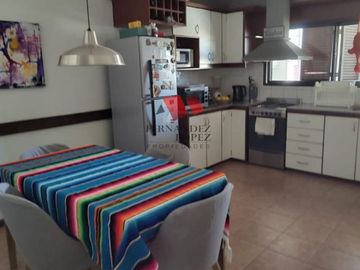 Triplex en venta en Bernal Centro