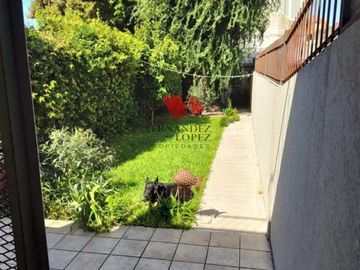 Triplex en venta en Bernal Centro