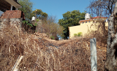 Terreno habitacional en el fraccionamiento Punta Gorda de Acapulco