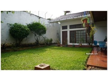 Rumah Mewah di Jalan Bandung Cinere Depok