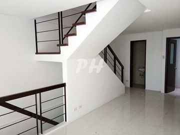 Modern Townhouse For Sale in Cubao near Edsa PH1112