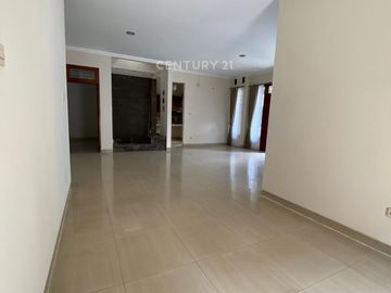Rumah Galaxy Bekasi LT 204m 4 KT Siap Huni Rp 85JT Per Tahun