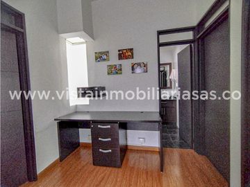 Venta Casa Sector Bosques de La Enea, Manizales