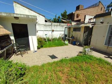 Casa en venta en Moron Sur