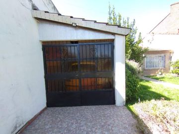 Casa en venta en Moron Sur