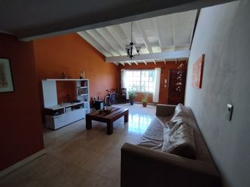 Casa en venta en Moron Sur