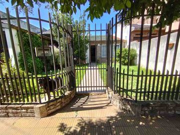 Casa en venta en Moron Sur