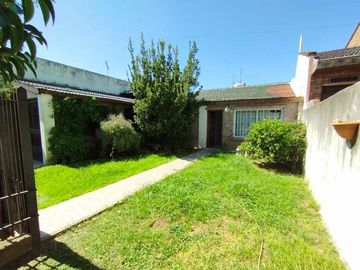 Casa en venta en Moron Sur