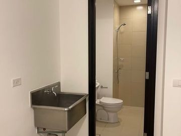 2 bedroom condo unit for sale at East Gallery Place, BGC, Taguig
