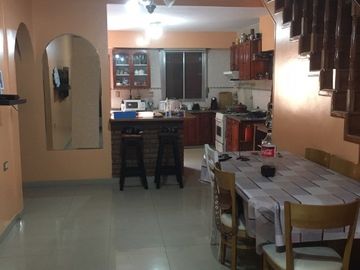 Casa en venta en Villa Dominico