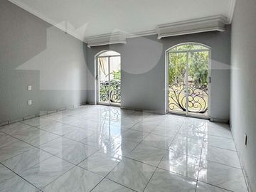 Casa en Venta en Virreyes Residencial Coto 2, Zapopan