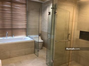 For Rent 2BR Luxury Furnished Apartment at Senopati Suite